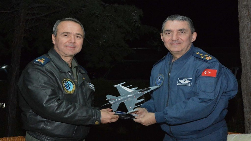 Hava Kuvvetleri Komutanı Hasan Küçükakyüz savaş uçağıyla harekata katıldı - Resim: 4