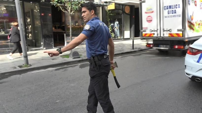 Maçka Parkı'nda eski Türk devleti liderlerinin büstlerine baltalı saldırı - Resim: 2