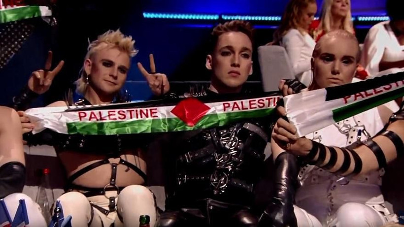 Madonna İsrail'deki Eurovision'a Filistin bayrağıyla damga vurdu - Resim: 1
