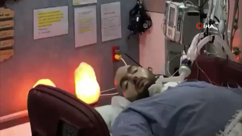 14 yıl önce trafik kazası geçirmişti ! Komadayken başını oynattı ve... - Resim: 1