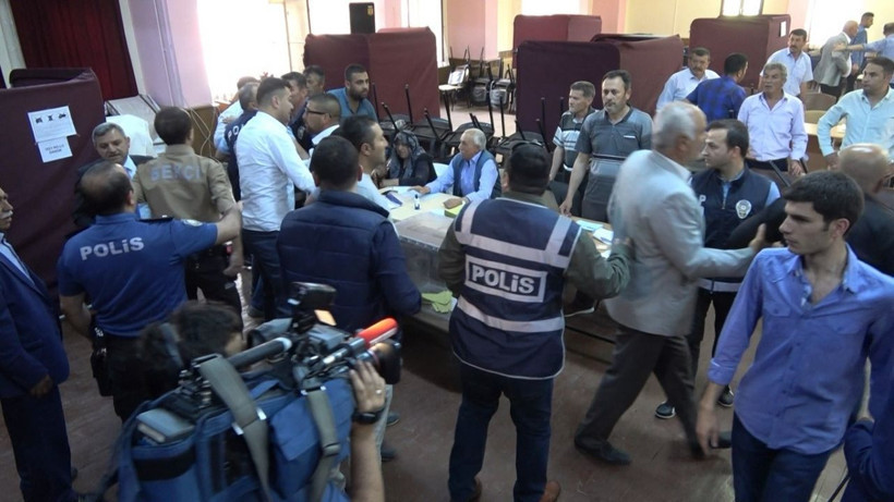 Keskin'de olaylı yeniden seçim! Sandık başında büyük kavga çıktı - Resim: 3