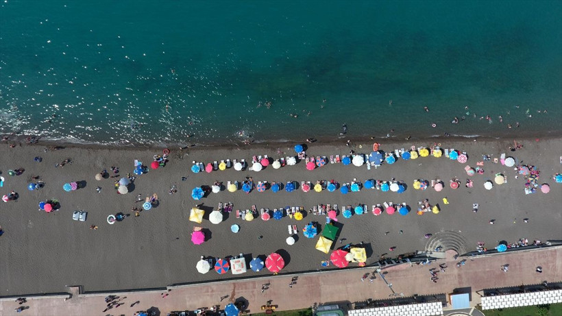 Batı Karadeniz sahilleri güneyi aratmadı! İlçenin nüfusu 5 katlandı - Resim: 1