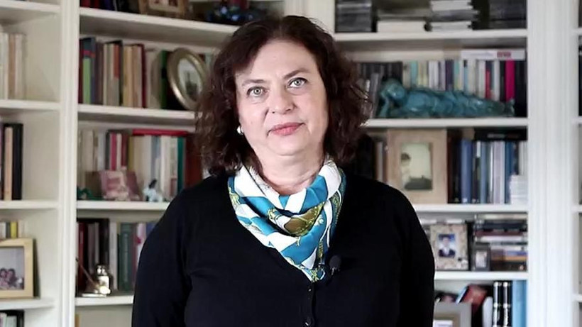 Pasaportuna el konulan Can Dündar'ın eşi Dilek Dündar, yurt dışına çıktı - Resim: 2