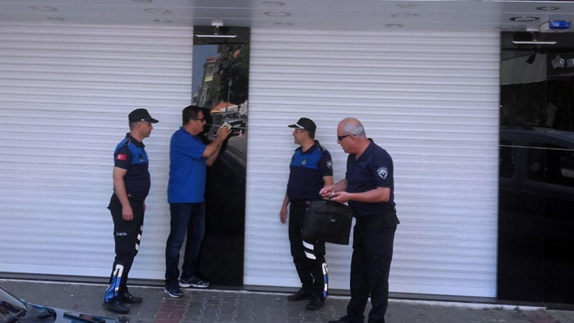 Antalya'da turistleri dolandıran kuyumcu dükkanı mühürlendi - Resim: 1
