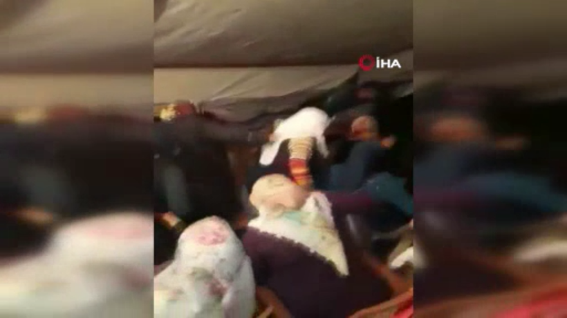 Aksaray'da düğün çadırında sel paniği - Resim: 2