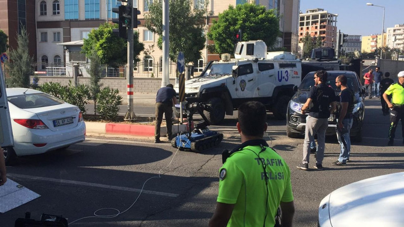 Siirt Valiliğinin önüne bırakılan bidon paniğe neden oldu - Resim: 2