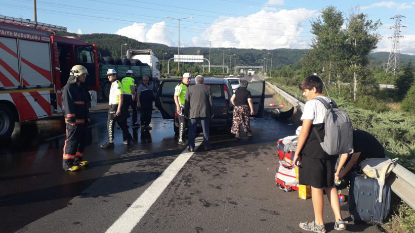 Düzce'de yeni alınan otomobil yandı - Resim: 1