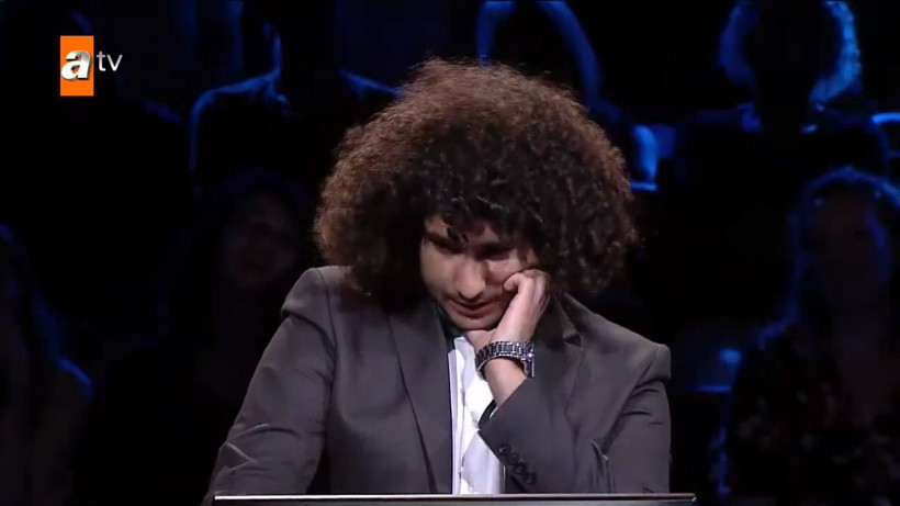 Kim Milyoner Olmak  İster'de 19 yaşındaki Arda 1 milyonluk soruyu açtırdı ve.... - Resim: 1