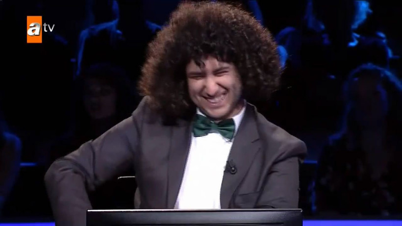 Kim Milyoner Olmak  İster'de 19 yaşındaki Arda 1 milyonluk soruyu açtırdı ve.... - Resim: 2