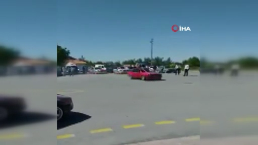 Konya'da düğün konvoyunda drift - Resim: 3
