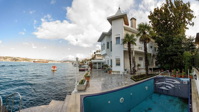 Fiyatı dudak uçuklattı! Boğaz’ın incisi 'Tarihi Kuleli Yalısı' satışa çıkarıldı - Resim: 2