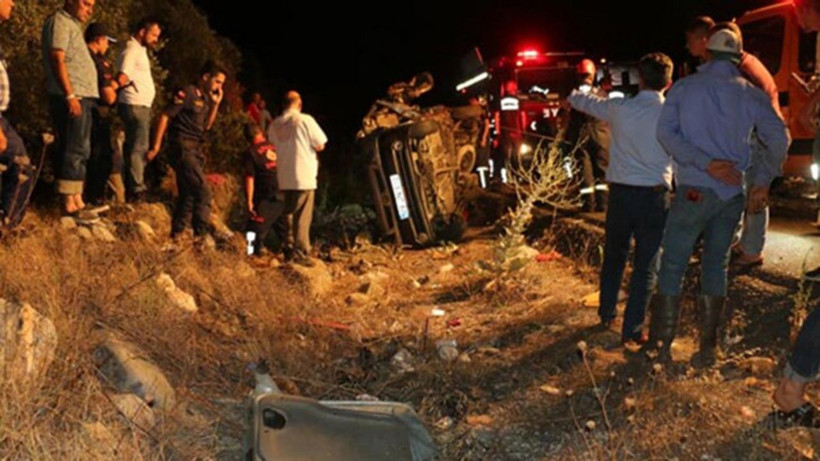 Aydın'da korkunç kaza kaza: 2 ölü 2 ağır yaralı - Resim: 3