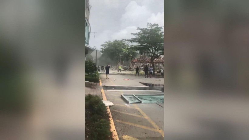 ABD’de AVM’de patlama… Olay yeri savaş alanına döndü - Resim: 4