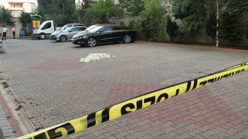 Bursa'da alzeimer hastası kadın 12'nci kattan atlayarak hayatını kaybetti - Resim: 2