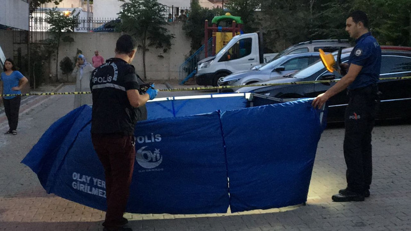 Bursa'da alzeimer hastası kadın 12'nci kattan atlayarak hayatını kaybetti - Resim: 3