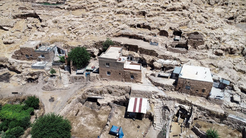 Mardin'de kışı evlerinde, yazı mağarada geçiriyorlar - Resim: 3