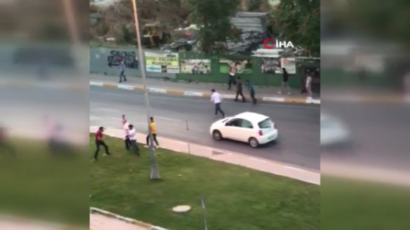 İstanbul Beylikdüzü'nde pompalı tüfekli sopalı kavga - Resim: 4