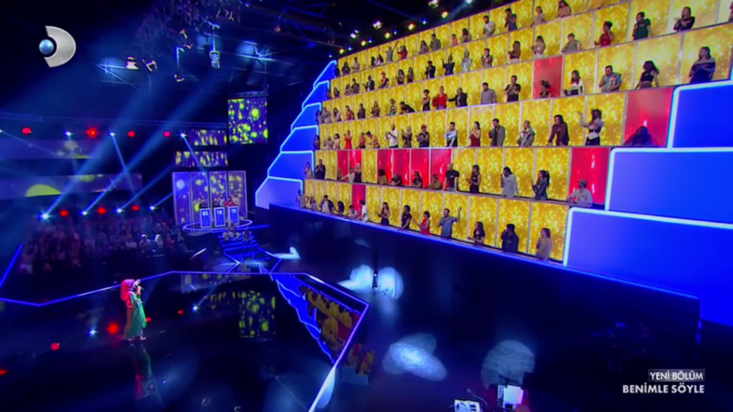 Benimle Söyle'de Eftalya Fettahoğlu söylediği şarkı ile geceye damga vurdu - Resim: 3