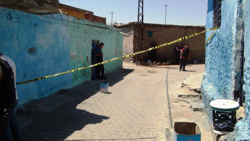 Diyarbakır'da komşularını kurşun yağmuruna tuttular - Resim: 3