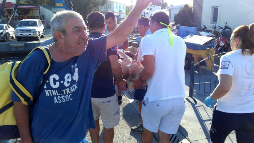 Sürat teknesinin çarptığı kadın ağır yaralandı! Ünlü oyuncunun oğlu Gökhan Arsoy gözaltına alındı - Resim: 1