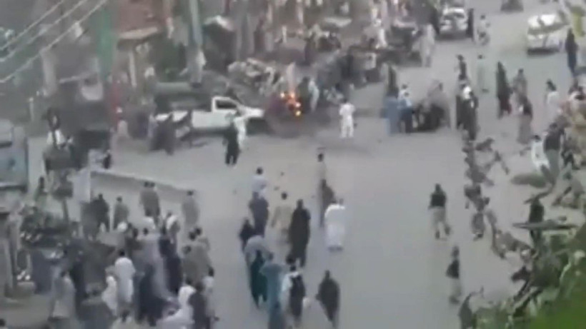 Pakistan’da bir camide patlama oldu! Ölü ve yaralılar var - Resim: 1