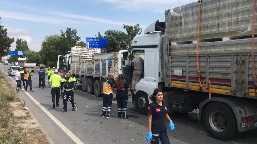 Eskişehir’de zincirleme trafik kazası 2 yaralı - Resim: 2