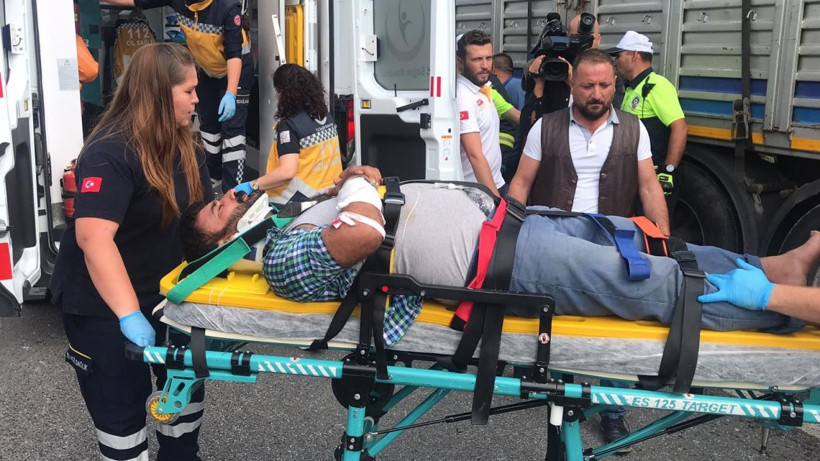 Eskişehir’de zincirleme trafik kazası 2 yaralı - Resim: 3