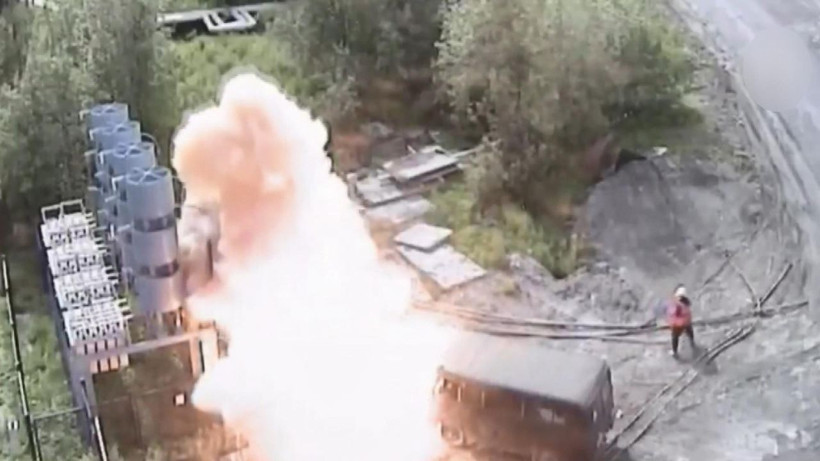 Rusya'da elektrik teknisyeni kapıldığı 6 bin volt akımdan yaralı kurtuldu - Resim: 2