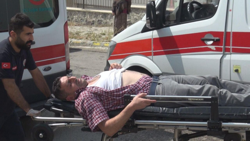 Erzurum'da bahşiş zarfı kavgasında 4 kişi bıçaklandı - Resim: 4