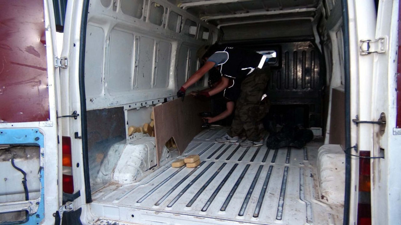 Erzurum'da 1 milyon lira değerinde 61,5 kilo eroin ele geçirildi - Resim: 1