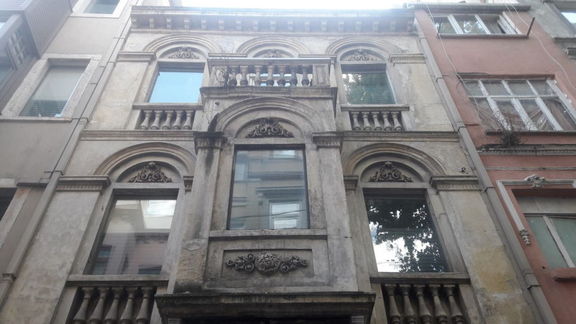 İstanbul Beyoğlu'nda 2 İngiliz otelde ölü bulundu - Resim: 4