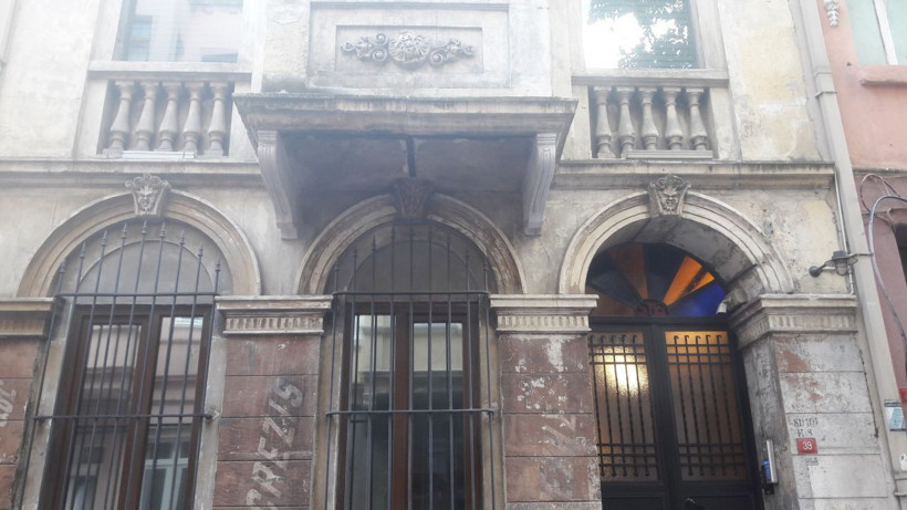 İstanbul Beyoğlu'nda 2 İngiliz otelde ölü bulundu - Resim: 3