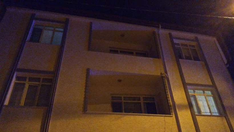 Bursa'da eşinden şiddet gören kadın 3. kattan atlayarak ağır yaralandı - Resim: 3