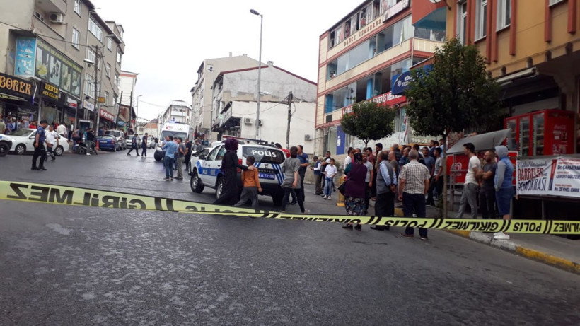 Avcılar'daki silahlı çatışma anları kameralara yansıdı - Resim: 2