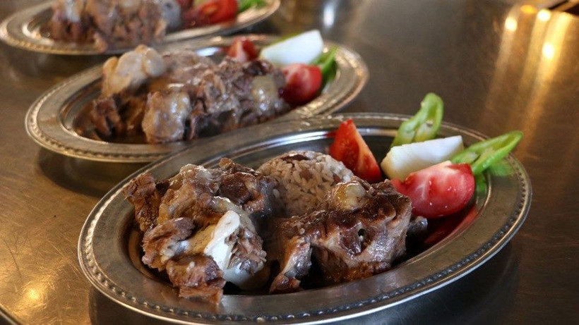 15 saatte pişen pöçü yiyenler tadını unutamıyor - Resim: 1