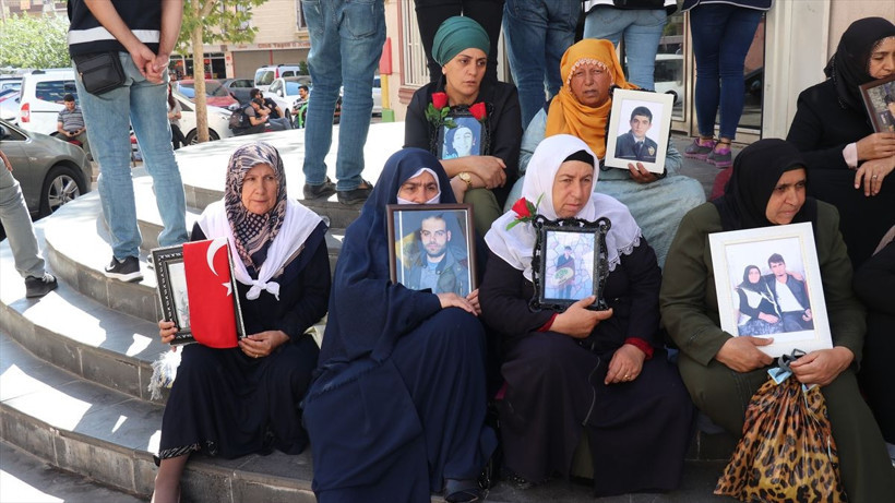 Diyarbakır'da HDP önünde 4 yıldır oğlu için mücadele eden babanın gözyaşları - Resim: 3