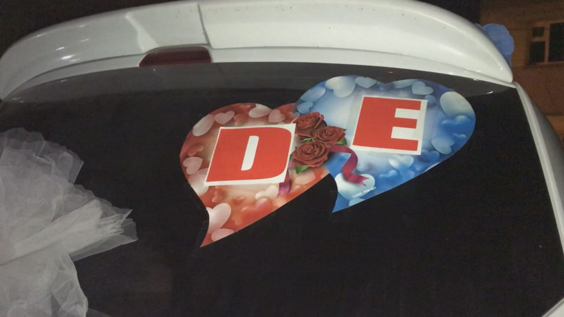 En mutlu günü son günü oldu! Gelin arabasındaki yazı yürek burktu - Resim: 1