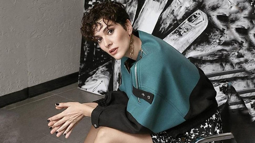 Halit Ergenç'le galaya katılan 5 aylık hamile Bergüzar Korel imaj değiştirdi - Resim: 3