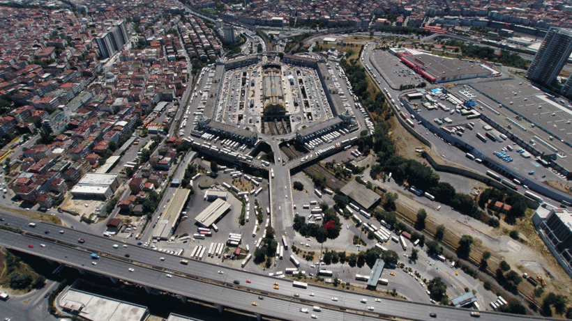 İstanbul 15 Temmuz Demokrasi Otogarı'ndaki metruk yapılar yıkıldı - Resim: 1
