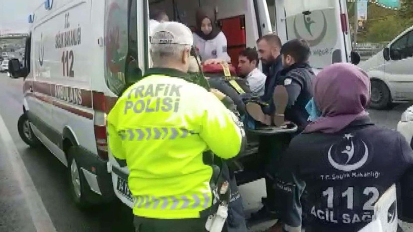 Haliç Köprüsü üzerinde metrobüs kazası! Yaralı yolcular var - Resim: 2