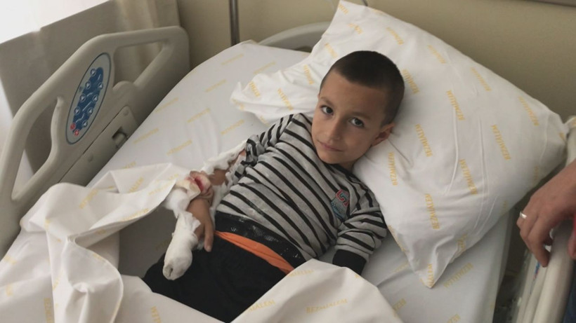 Küçükçekmece'de parkta oyun oynayan çocuğa pitbull köpeği saldırdı - Resim: 3