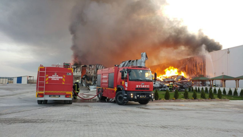 Konya'da Ereğli Organize Sanayi Bölgesi büyük fabrika yangını - Resim: 3