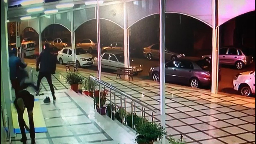 Genç kiracı yaşlı adama tekme tokat girişti! Olanlar böyle görüntülendi - Resim: 4