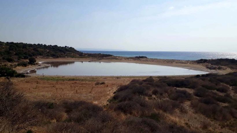 Bu göl kalp şeklinde! Çanakkale Ezine'deki pembe gölü gören şaşırıyor - Resim: 2