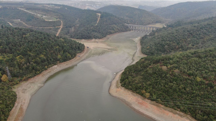 İstanbul'da tedirgin eden görüntü Balıklar yüzüyordu şimdi keçiler otluyor - Resim: 4