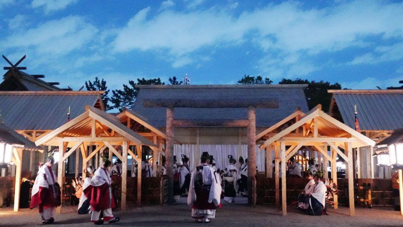 Japonya İmparatoru Naruhito tahta geçti güneş tanrıçasıyla cinsel ilişkiye girdi - Resim: 2