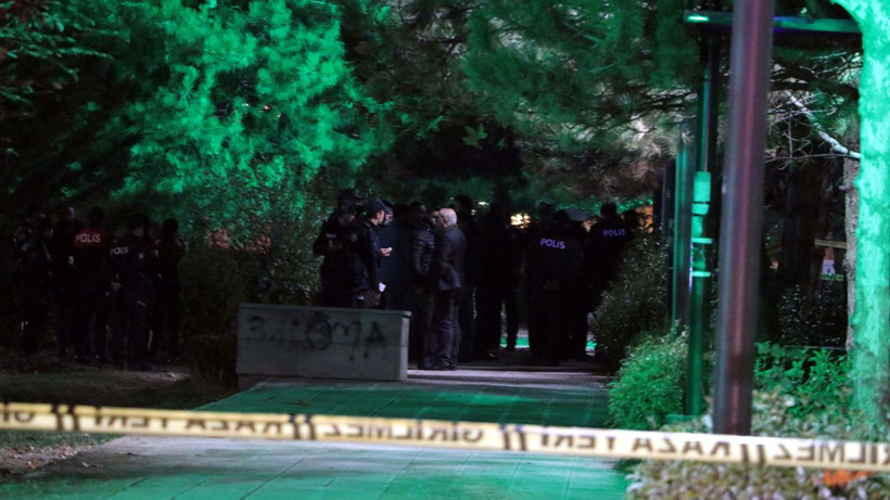 Ankara'da birliğinden firar edip havaya ateş açan asker kendini vurdu - Resim: 1