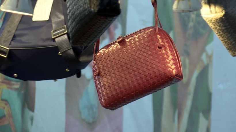 Anlı şanlı sanatçıların çoğu kullanıyor pazarda 2 bin 600 lira - Resim: 2