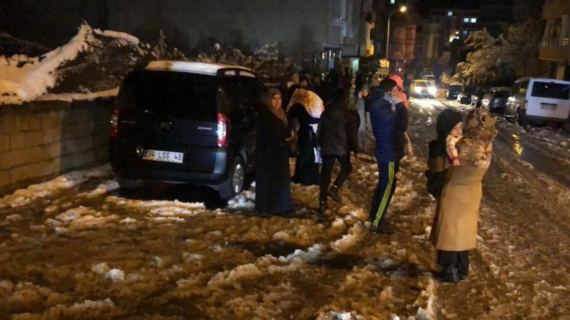 Elazığ'daki korkutan depremin ardından ilk kareler - Resim: 3