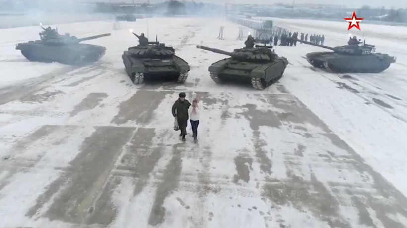 Asker 16 tankla evlilik teklif etti görüntüler yayınlandı - Resim: 2